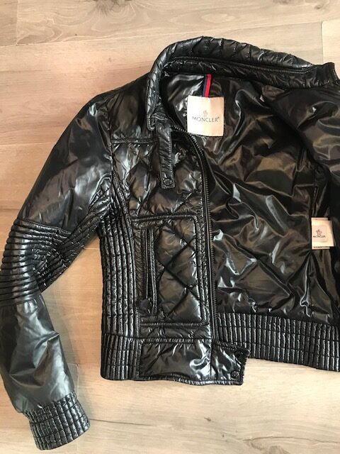 Giubbotto best sale pelle moncler