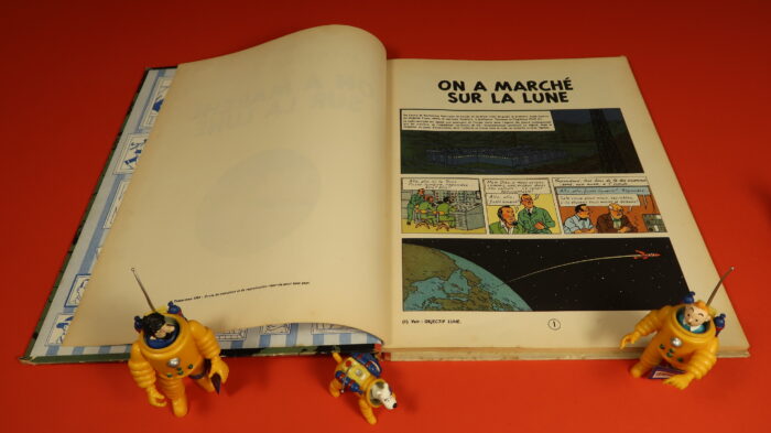 Libro vintage "Les Aventures de Tintin" di Hergé + 3 personaggi - immagine 4